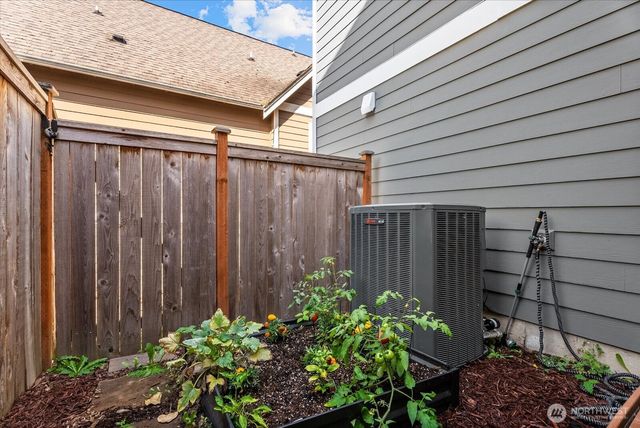 1357 Elma Place NE, Renton, WA 98059