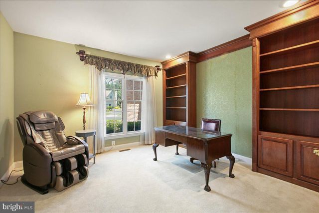 10243 BRITTENFORD DR, Vienna, VA 22182