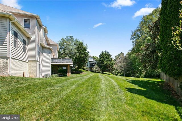 10243 BRITTENFORD DR, Vienna, VA 22182
