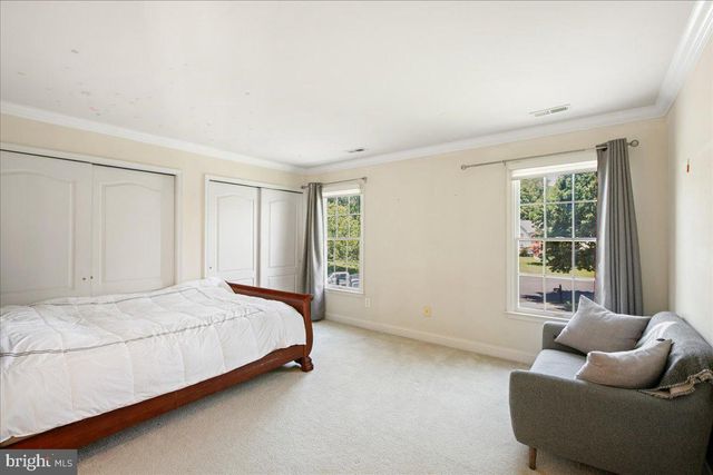10243 BRITTENFORD DR, Vienna, VA 22182