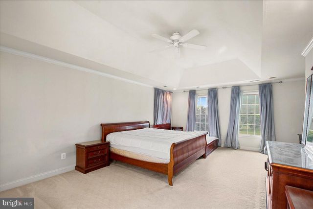 10243 BRITTENFORD DR, Vienna, VA 22182