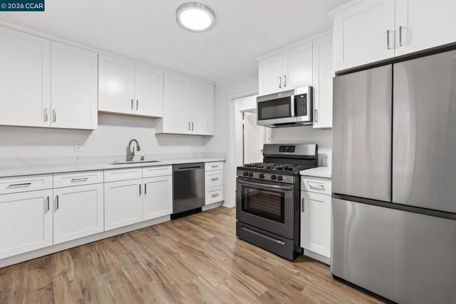 1559 Linda Mar Blvd, Pacifica, CA 94044