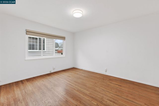 1559 Linda Mar Blvd, Pacifica, CA 94044