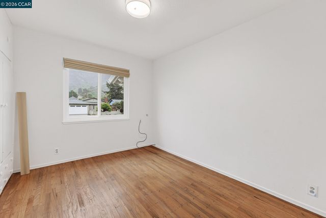 1559 Linda Mar Blvd, Pacifica, CA 94044