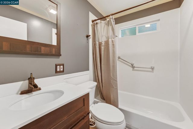 1559 Linda Mar Blvd, Pacifica, CA 94044