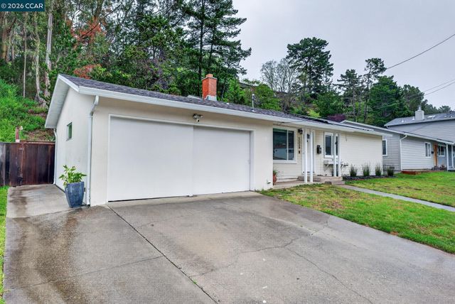 1559 Linda Mar Blvd, Pacifica, CA 94044