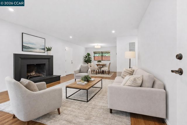 1559 Linda Mar Blvd, Pacifica, CA 94044