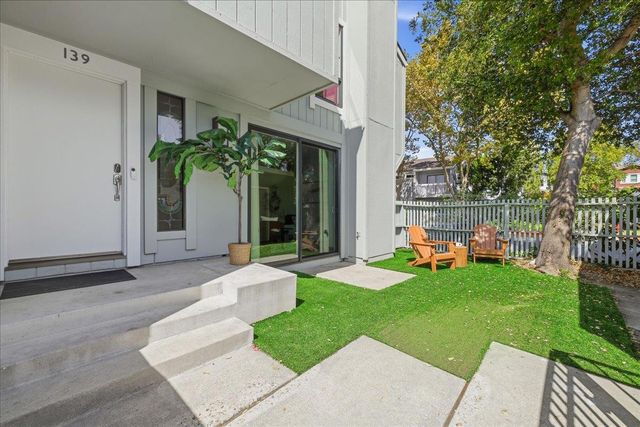139 Ortega Avenue, Mountain View, CA 94040