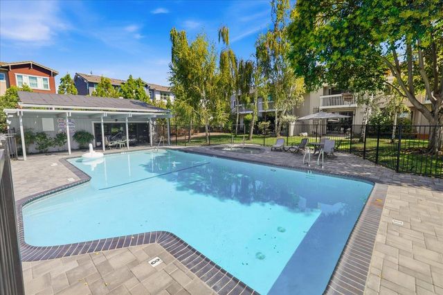 139 Ortega Avenue, Mountain View, CA 94040