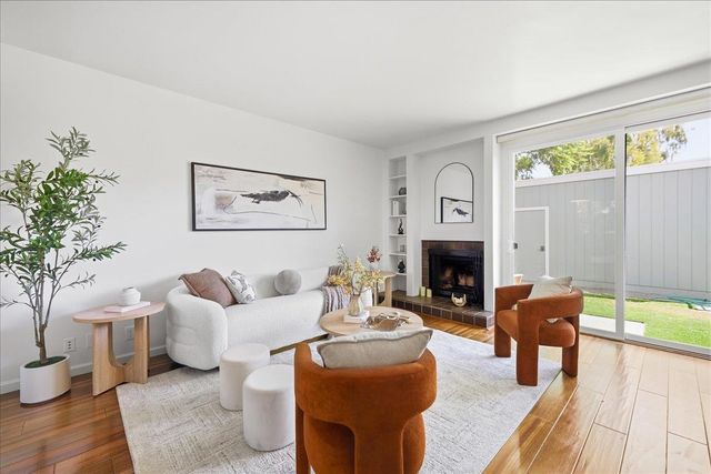 139 Ortega Avenue, Mountain View, CA 94040