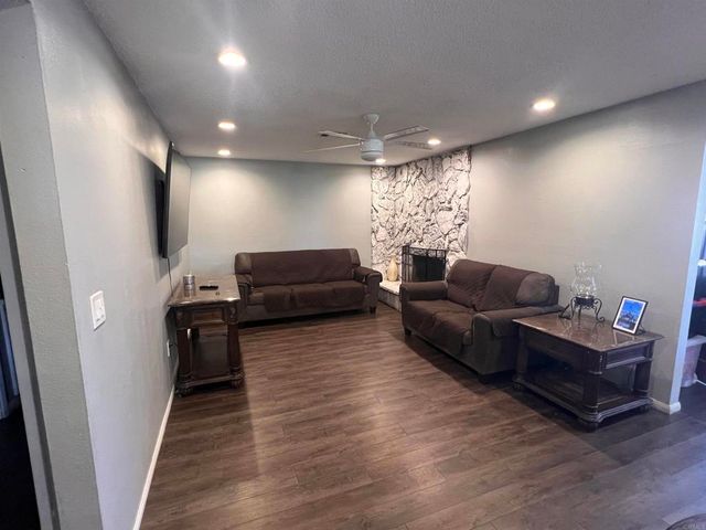 26327 Dartmouth Street, Hemet, CA 92544