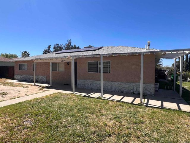 26327 Dartmouth Street, Hemet, CA 92544