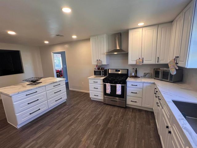 26327 Dartmouth Street, Hemet, CA 92544