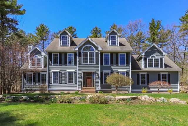 515 Old Dunstable Rd, Groton, MA 01450