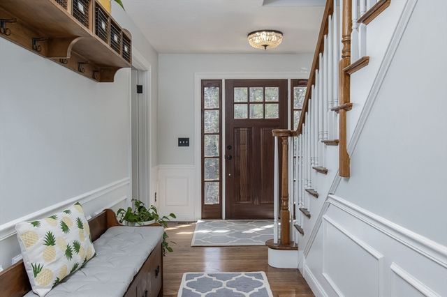 515 Old Dunstable Rd, Groton, MA 01450