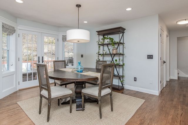 515 Old Dunstable Rd, Groton, MA 01450