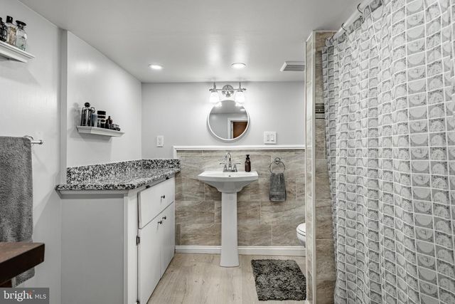 711 7TH AVENUE CIR, Swarthmore, PA 19081