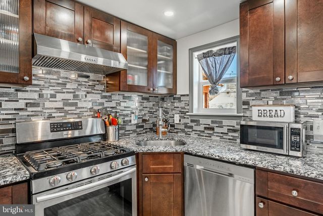 711 7TH AVENUE CIR, Swarthmore, PA 19081