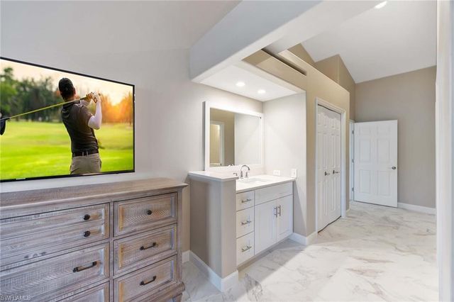 13251 Sherburne CIR # 2004, Bonita Springs, FL 34135