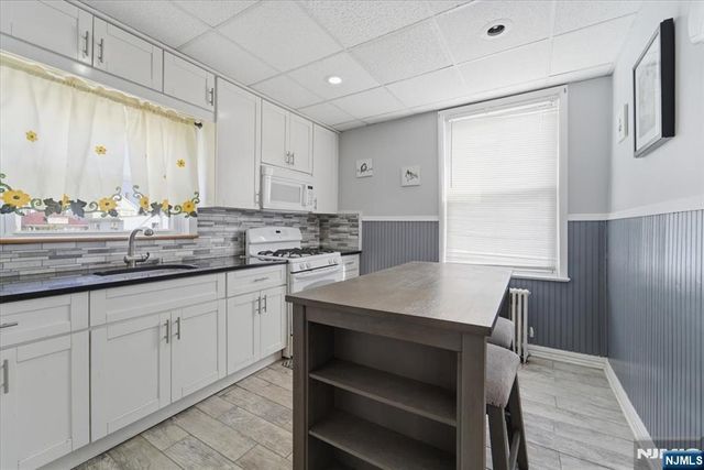 233 Maple Street, Kearny, NJ 07032