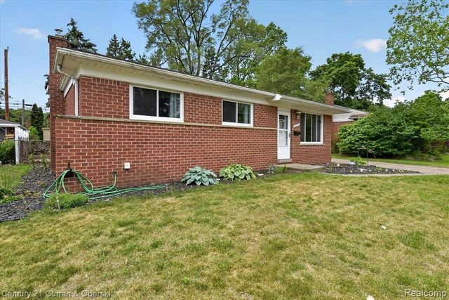 35669 Hees Street, Livonia, MI 48150