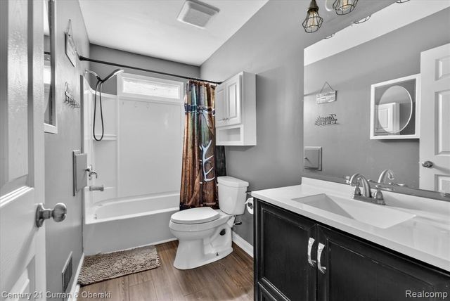 35669 Hees Street, Livonia, MI 48150