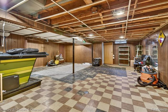 35669 Hees Street, Livonia, MI 48150