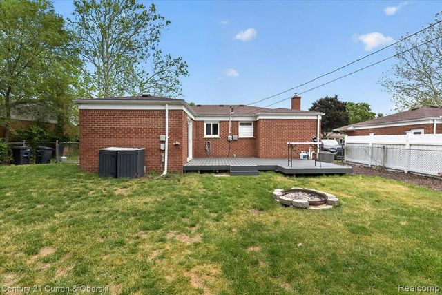 35669 Hees Street, Livonia, MI 48150