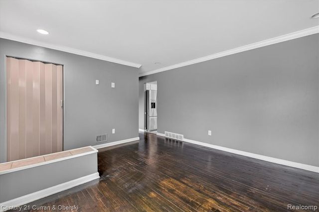 35669 Hees Street, Livonia, MI 48150
