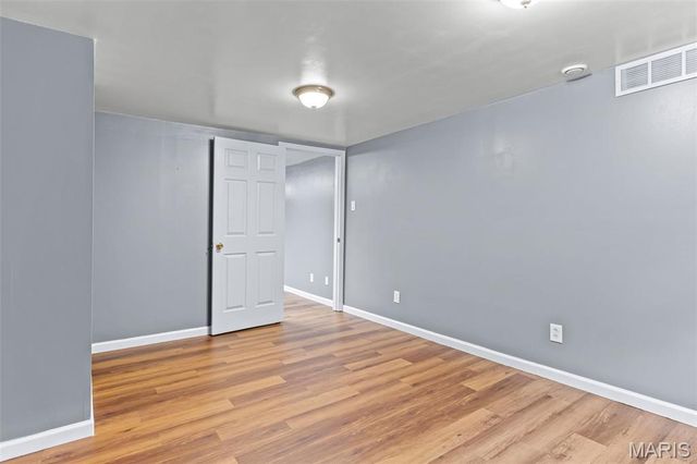 3064 Sedan Drive, St Louis, MO 63125