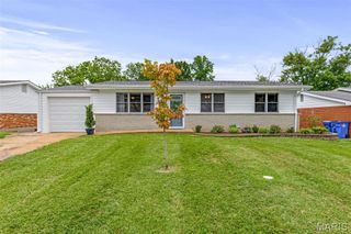 3064 Sedan Drive, St Louis, MO 63125