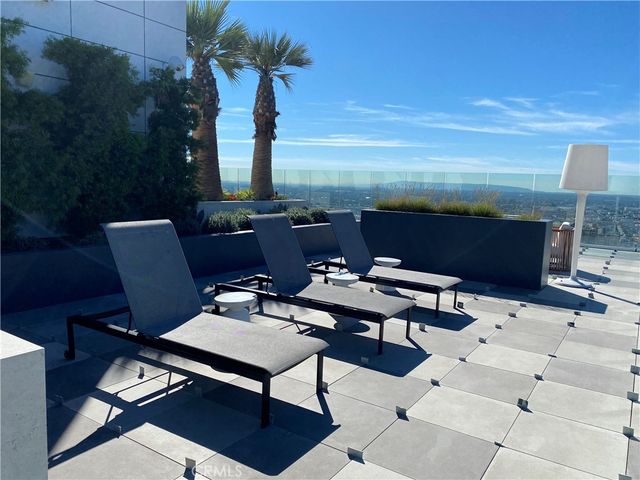 400 S Broadway 1804, Los Angeles, CA 90013