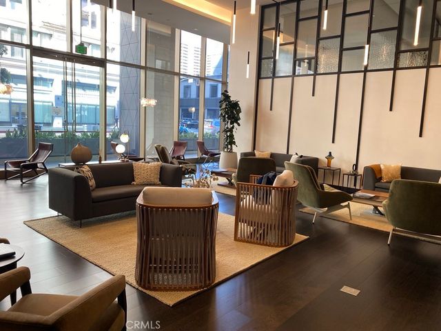 400 S Broadway 1804, Los Angeles, CA 90013