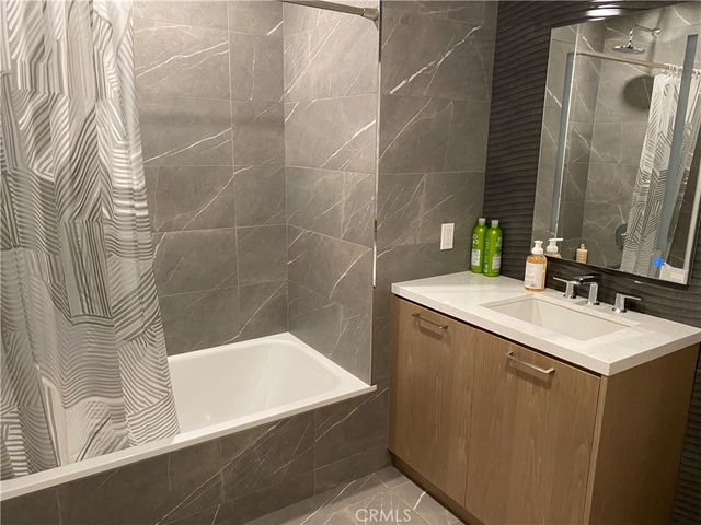 400 S Broadway 1804, Los Angeles, CA 90013