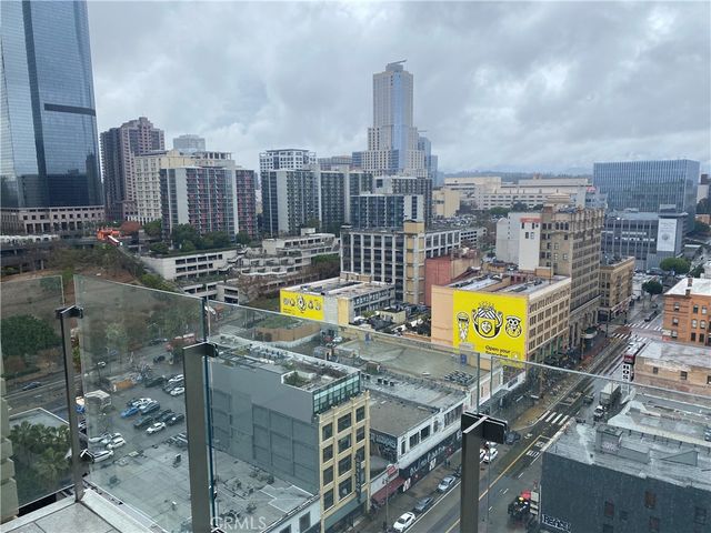 400 S Broadway 1804, Los Angeles, CA 90013