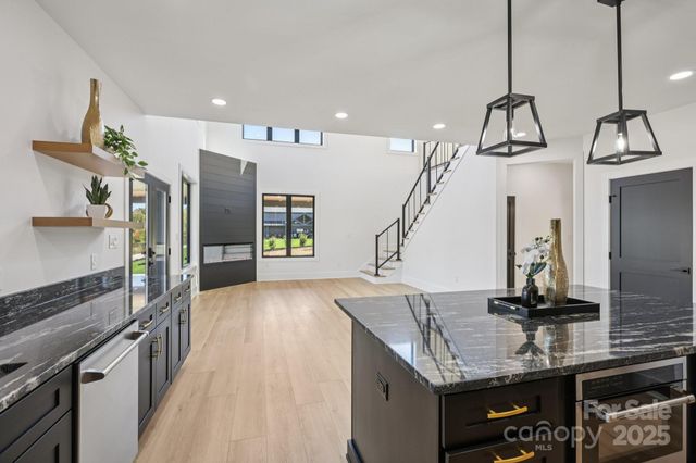 118 Winners Circle, Mooresville, NC 28117