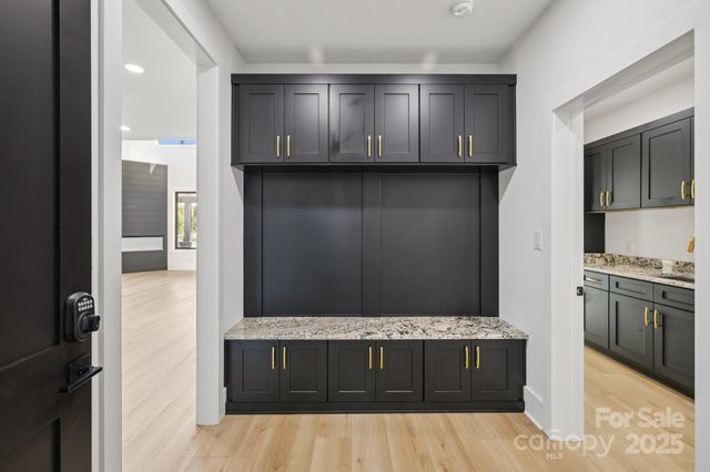 118 Winners Circle, Mooresville, NC 28117