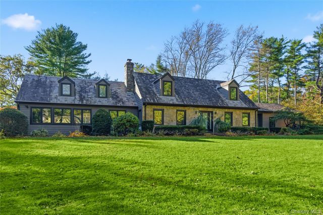 108 Bacon Road, Old Westbury, NY 11568