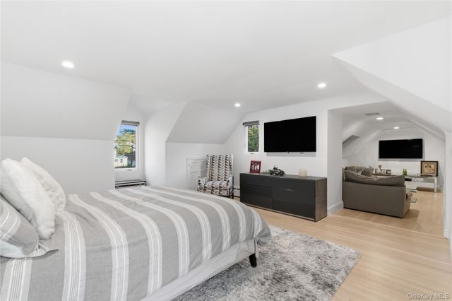 108 Bacon Road, Old Westbury, NY 11568