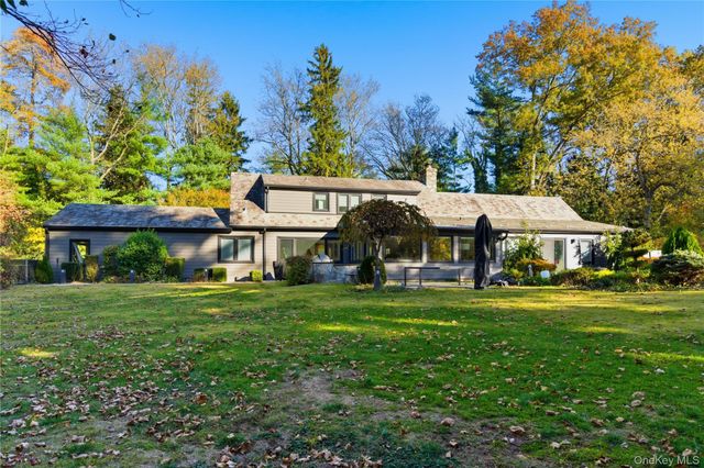 108 Bacon Road, Old Westbury, NY 11568