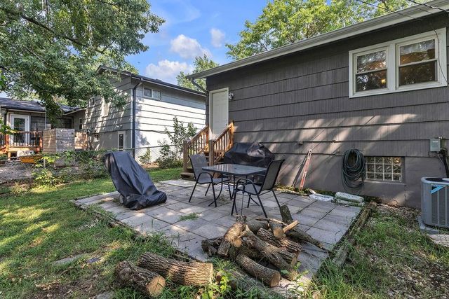 7414 Park Forest Lane, Kansas City, MO 64152