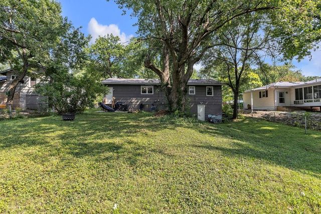 7414 Park Forest Lane, Kansas City, MO 64152