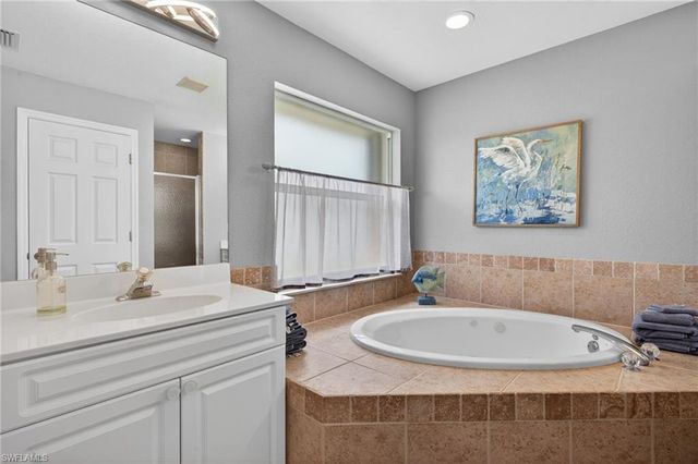 1456 SE 13th TER, Cape Coral, FL 33990