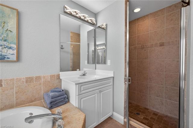 1456 SE 13th TER, Cape Coral, FL 33990