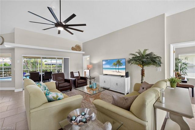 1456 SE 13th TER, Cape Coral, FL 33990