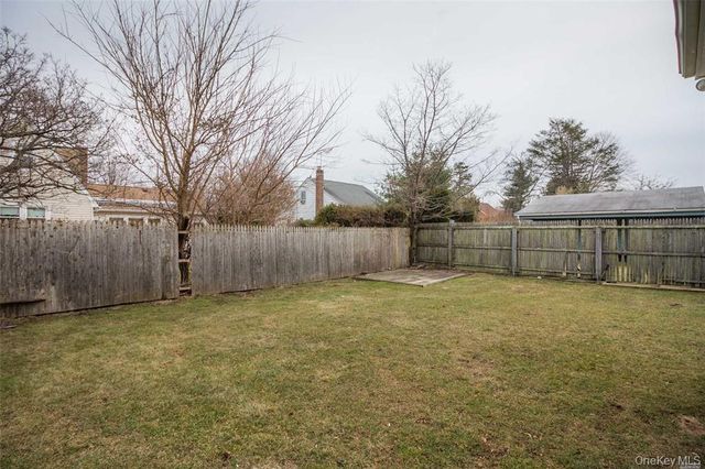 343 Greengrove Avenue, Uniondale, NY 11553