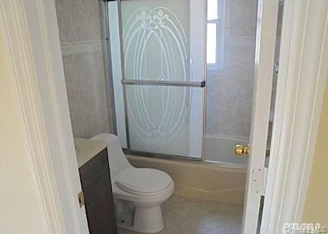 343 Greengrove Avenue, Uniondale, NY 11553