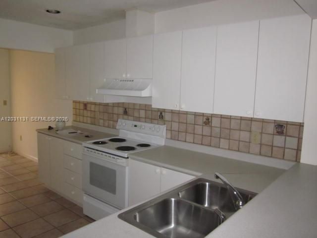 11449 SW 84 Lane 0, Miami, FL 33173