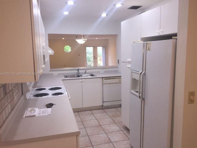 11449 SW 84 Lane 0, Miami, FL 33173