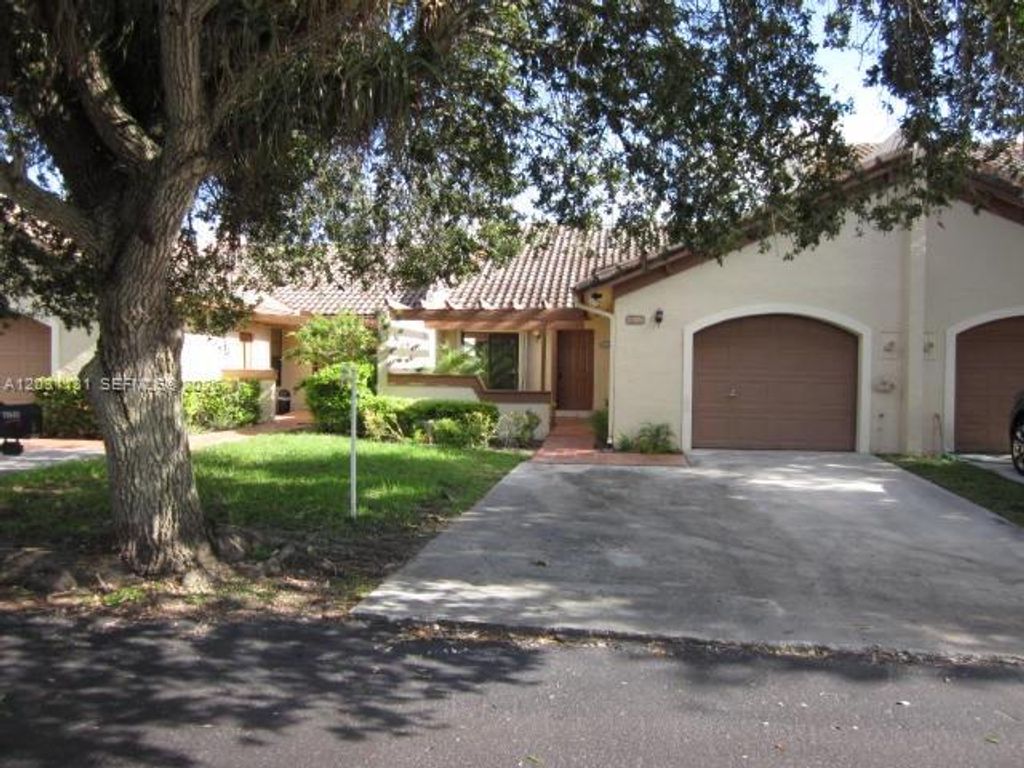 11449 SW 84 Lane 0, Miami, FL 33173